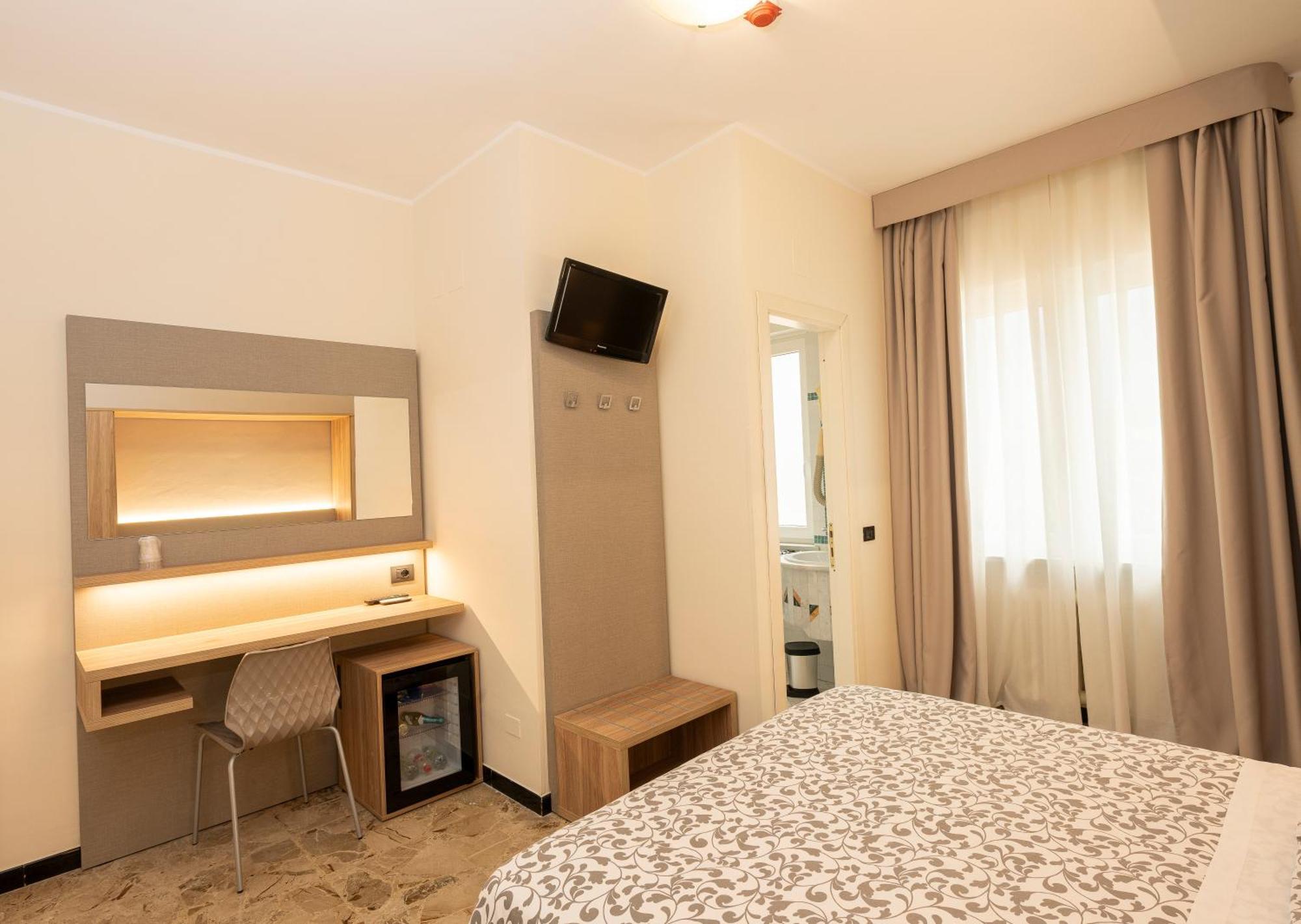 Hotel La Rotonda Cepagatti Ngoại thất bức ảnh
