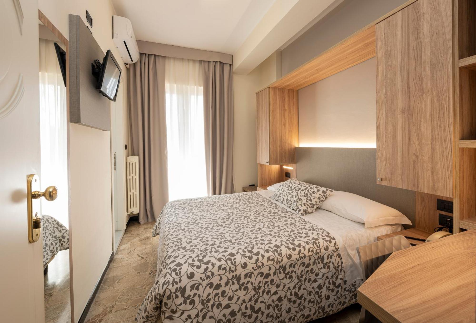 Hotel La Rotonda Cepagatti Ngoại thất bức ảnh